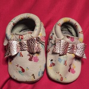 Freshly Picked Disney size 0-6 months Princess moccasins